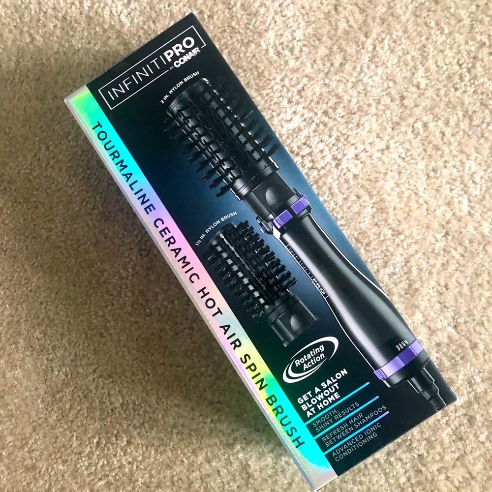Infiniti Pro by Conair hot air spin brush